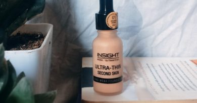 insight-ultra-thin-second-skin-long-wear-foundation-review