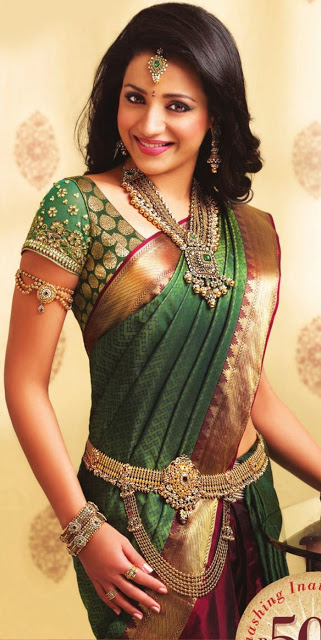 female south indian traditional dress