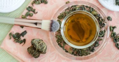 make-diy-green-tea-toner-at-home-open-pores-dry-skin