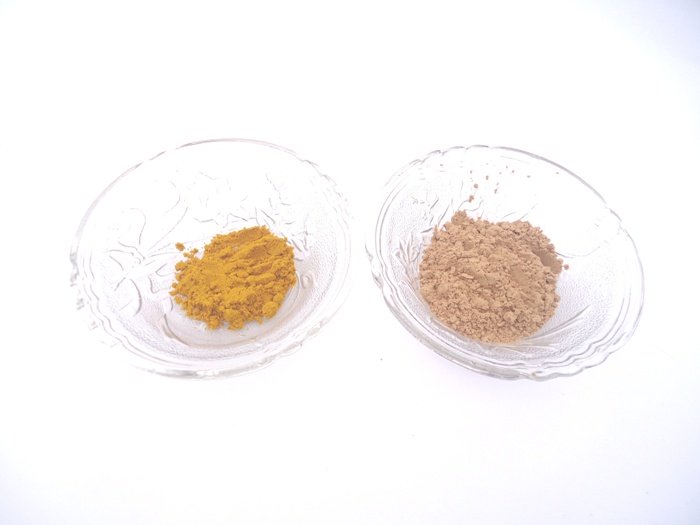 Sandalwood and Turmeric Face Pack