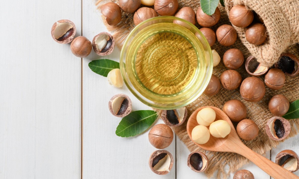 Macadamia Oil Benefits and Uses for Skin Care 365