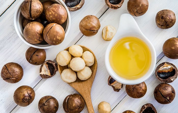 Macadamia oil for skin