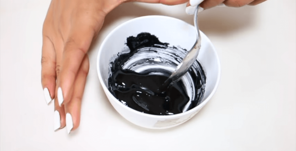 activated charcoal for underarms