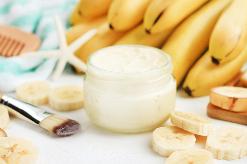 coconut oil and banana hair mask