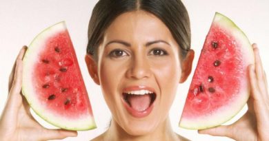 homemade-watermelon-face-masks