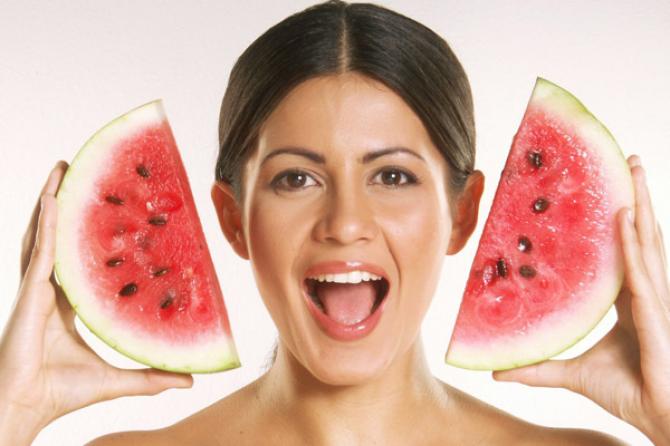 homemade-watermelon-face-masks