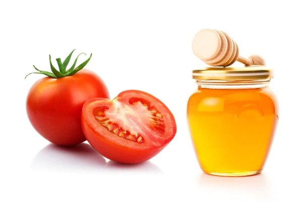 tomato garlic honey face mask