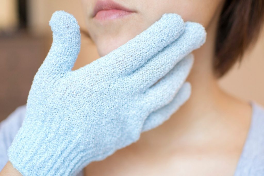 exfoliating gloves vs scrub