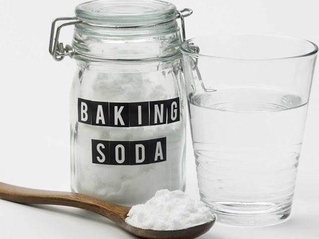 baking soda for dandruff