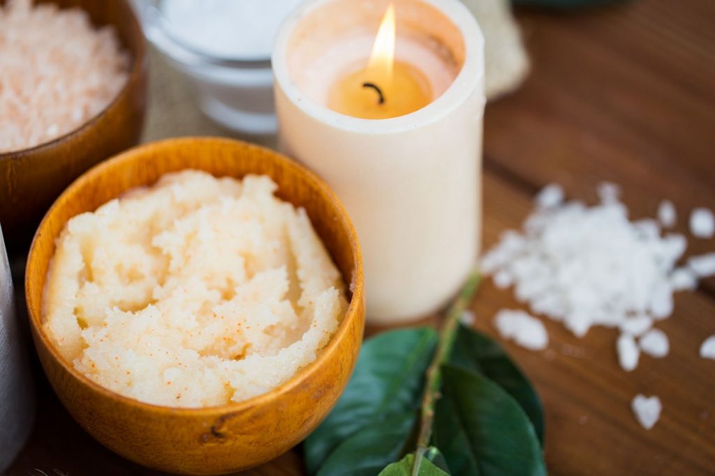 how to use body scrub